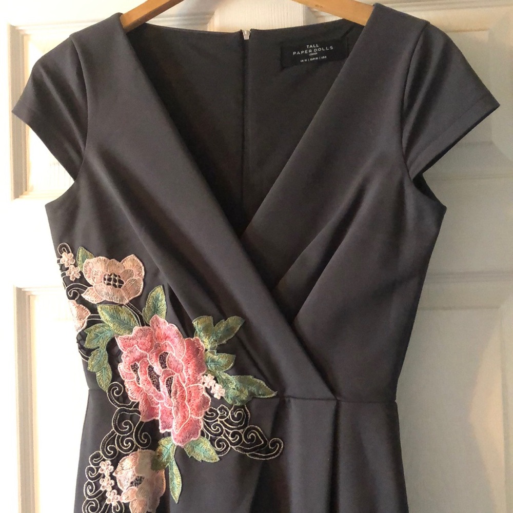 Flattering grey dress 6